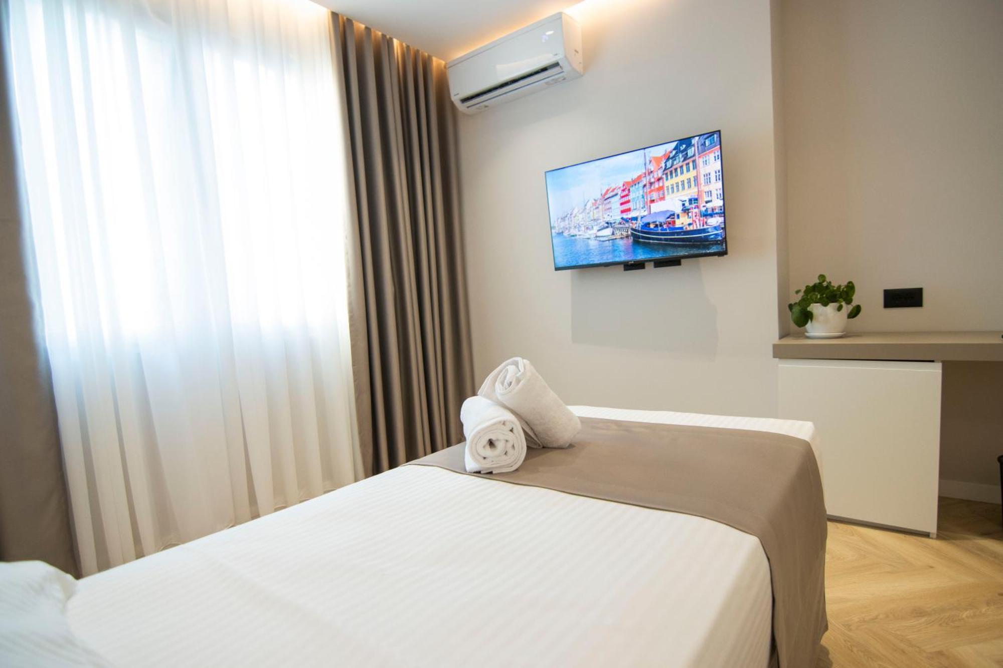 Mina Luxury Rooms Tirana Exterior foto